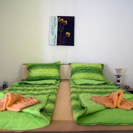 Green Apartment Novi Sad Exterior foto