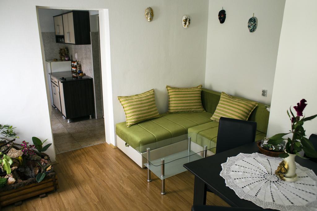 Green Apartment Novi Sad Exterior foto